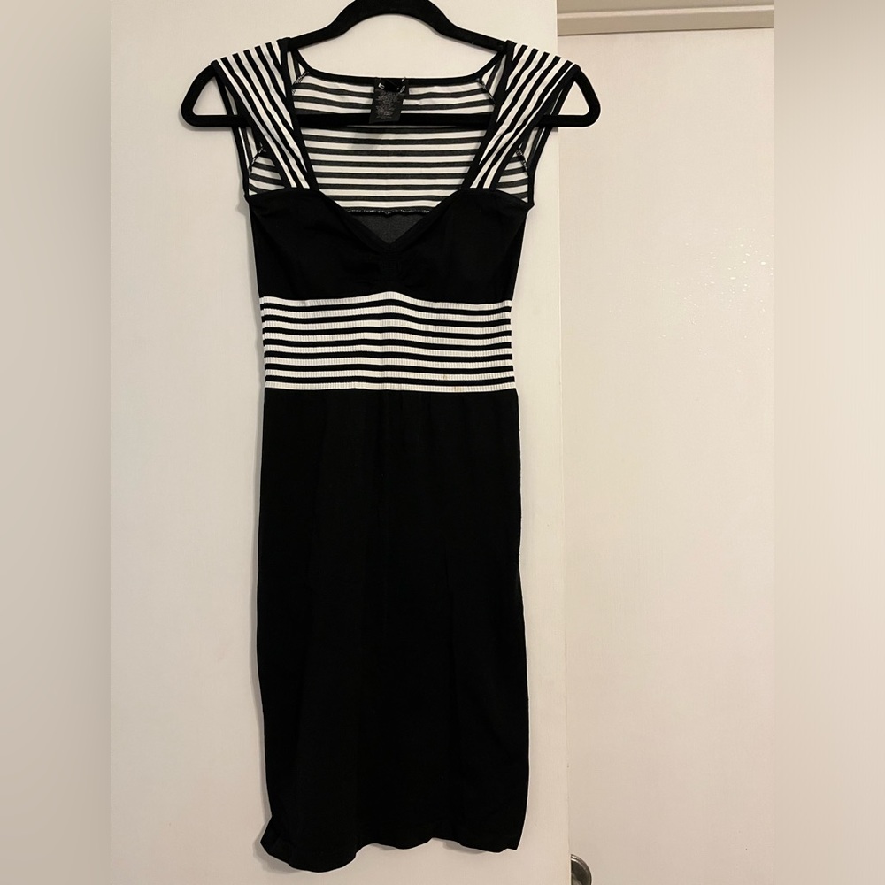 Adorable BeBe stretch mini